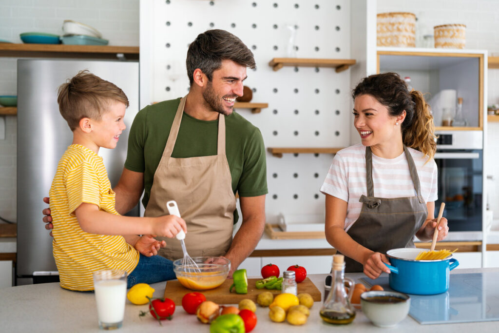 Living in Riverside, Greenwich: A Neighbor’s Guide to Community, Parks, and Family Life